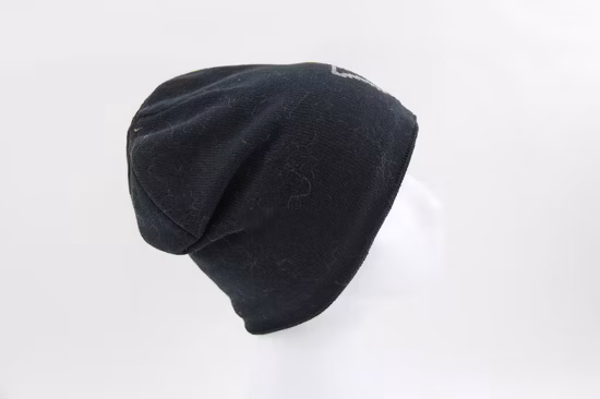 Gorro com logotipo reflexivo Chapéu infantil de malha de inverno com função reflexiva